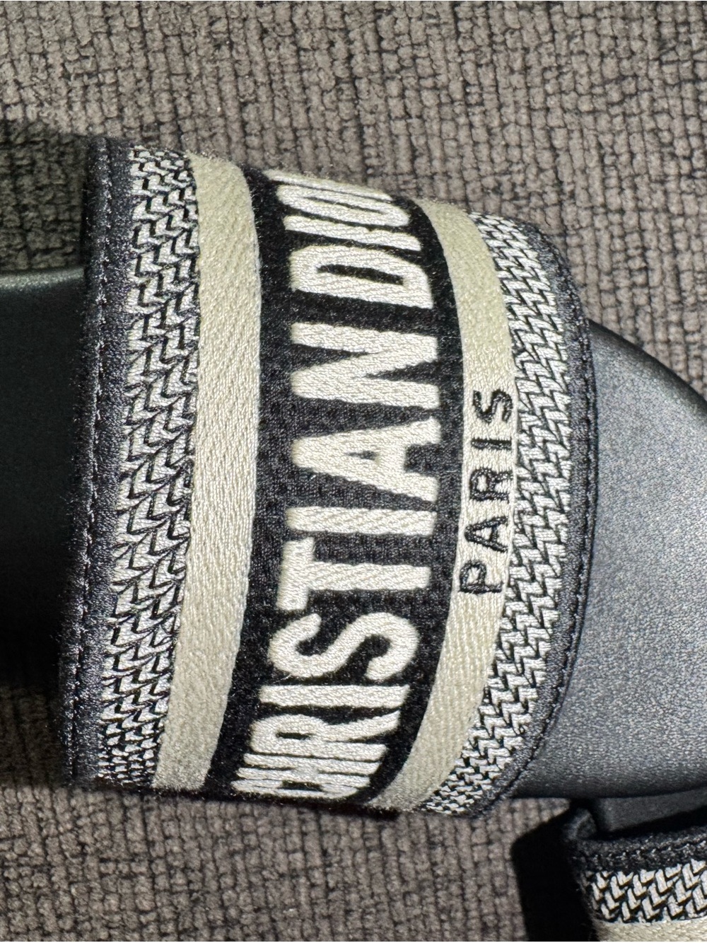 Dior Black and White Logo Slide Sandals size 8.5 - Picture 4 of 5